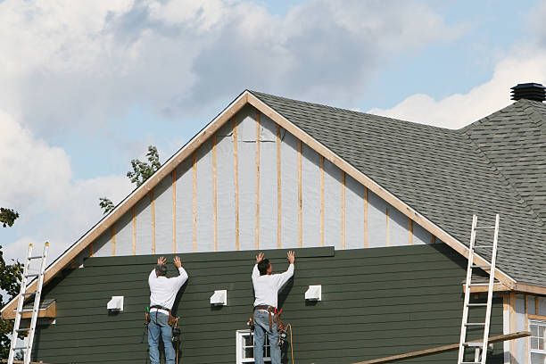 Professional Siding technician working in Martinsville, OH